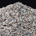 Nahaufnahme des 100% mineralischen Kakteensubstrats (10 L) für Lophophora, bestehend aus Bims, Zeolith und Lava.